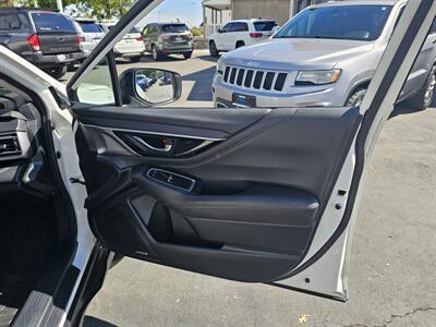 2020 Subaru Outback Limited   - Photo 11 - Redding, CA 96001