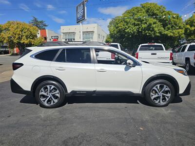 2020 Subaru Outback Limited   - Photo 9 - Redding, CA 96001