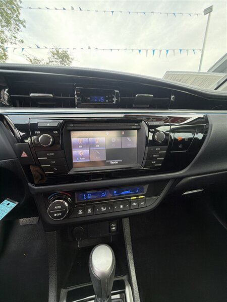 2014 Toyota Corolla S - Photo 18