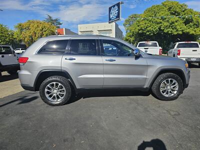 2015 Jeep Grand Cherokee Limited   - Photo 6 - Redding, CA 96001
