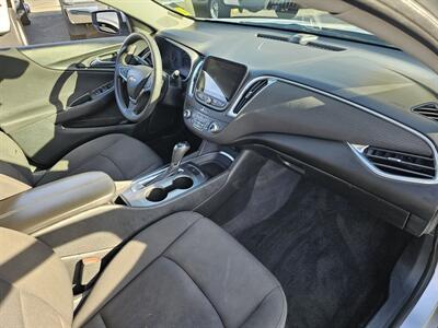 2020 Chevrolet Malibu LT - Photo 9 - Redding, CA 96001