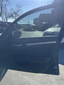 2021 Honda Civic Sport   - Photo 9 - Redding, CA 96001