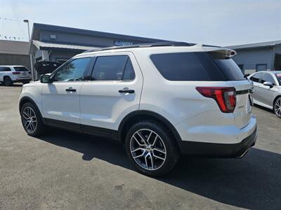 2016 Ford Explorer Sport   - Photo 5 - Redding, CA 96001