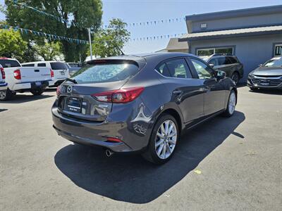 2017 Mazda Mazda3 Touring   - Photo 8 - Redding, CA 96001