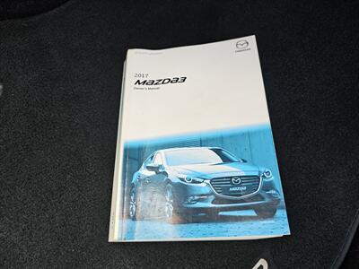 2017 Mazda Mazda3 Touring   - Photo 27 - Redding, CA 96001