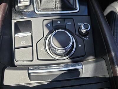 2017 Mazda Mazda3 Touring   - Photo 24 - Redding, CA 96001