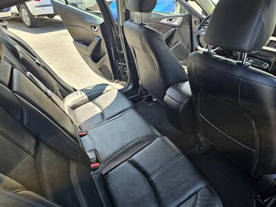 2017 Mazda Mazda3 Touring   - Photo 12 - Redding, CA 96001