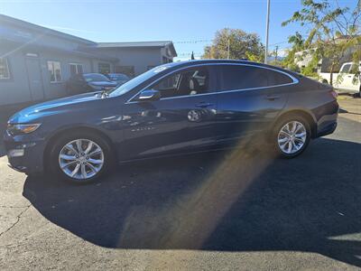 2019 Chevrolet Malibu LT   - Photo 4 - Redding, CA 96001