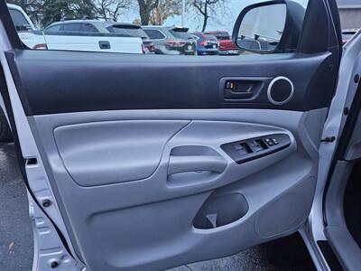 2012 Toyota Tacoma TRD SPORT - Photo 14 - Redding, CA 96001