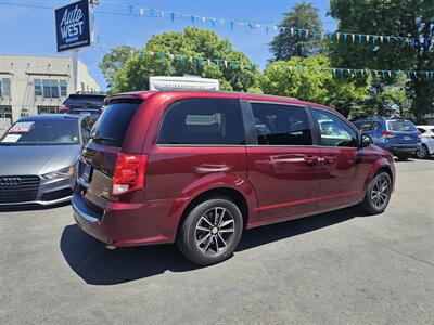 2018 Dodge Grand Caravan GT   - Photo 7 - Redding, CA 96001