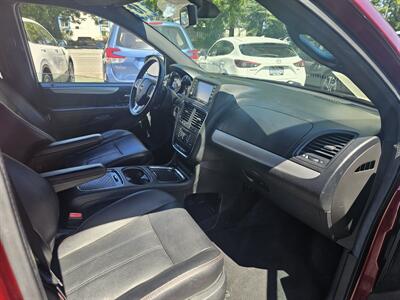 2018 Dodge Grand Caravan GT   - Photo 9 - Redding, CA 96001