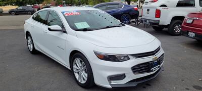 2016 Chevrolet Malibu LT   - Photo 1 - Redding, CA 96001