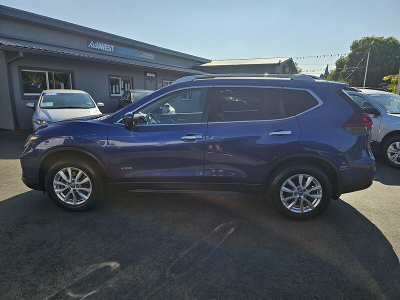 2018 Nissan Rogue Hybrid SV