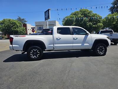 2019 Toyota Tacoma TRD Off-Road   - Photo 8 - Redding, CA 96001