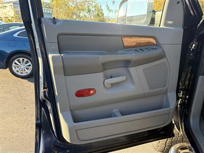 2006 Dodge Ram 2500 ST - Photo 9 - Redding, CA 96001