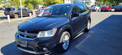 2017 Dodge Journey SXT   - Photo 3 - Redding, CA 96001