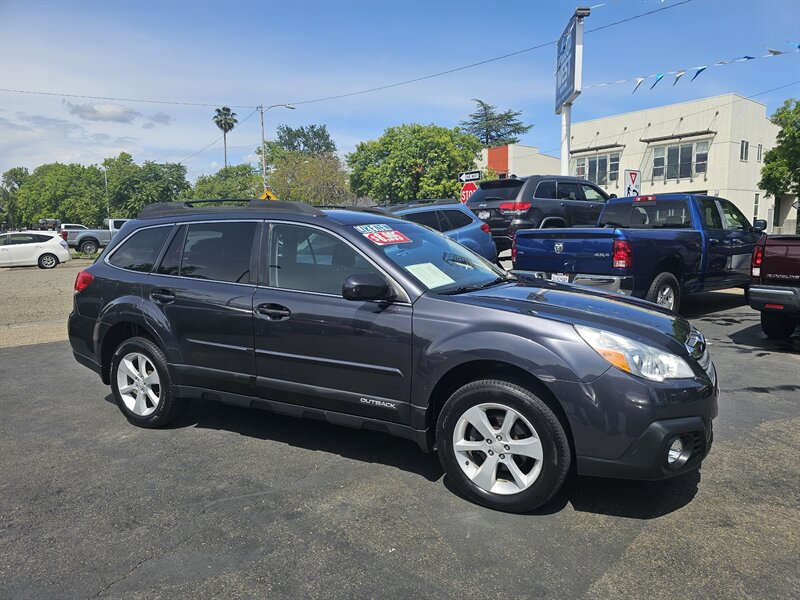 2013 Subaru Outback 2.5i Premium   - Photo 1 - Redding, CA 96001