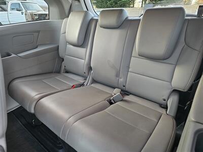 2012 Honda Odyssey EX-L   - Photo 6 - Everett, WA 98201