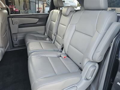 2012 Honda Odyssey EX-L   - Photo 5 - Everett, WA 98201