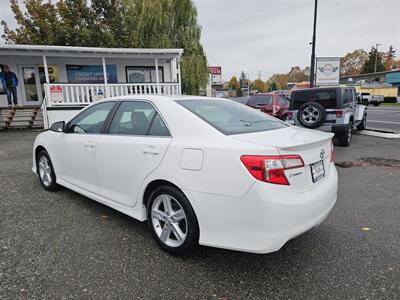 2014 Toyota Camry SE   - Photo 8 - Everett, WA 98201