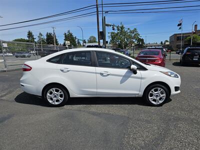 2016 Ford Fiesta SE   - Photo 10 - Everett, WA 98201