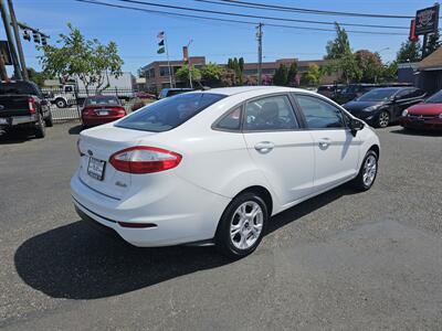 2016 Ford Fiesta SE   - Photo 11 - Everett, WA 98201