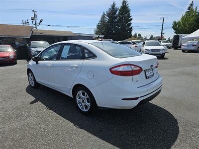 2016 Ford Fiesta SE   - Photo 8 - Everett, WA 98201