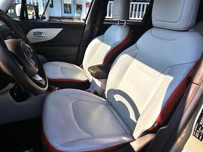 2015 Jeep Renegade Limited - Photo 4 - Everett, WA 98201