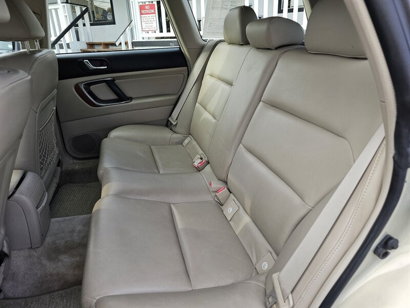 2006 Subaru Outback 2.5i Limited - Photo 5 - Everett, WA 98201