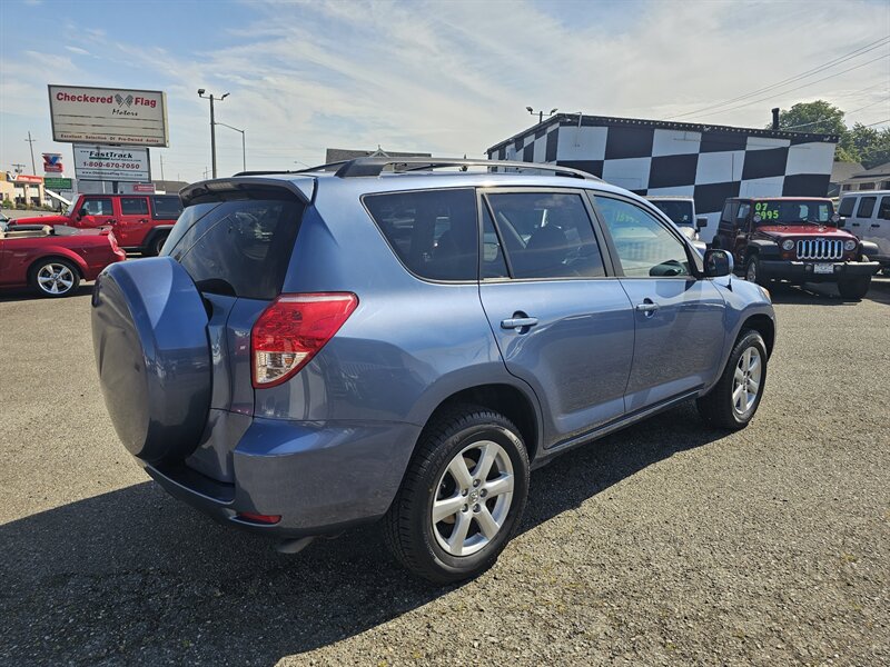 2007 Toyota RAV4 Limited - Photo 12 - Everett, WA 98201
