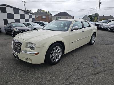 2010 Chrysler 300 C HEMI   - Photo 3 - Everett, WA 98201