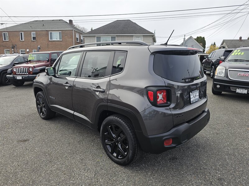 2017 Jeep Renegade Altitude - Photo 8 - Everett, WA 98201