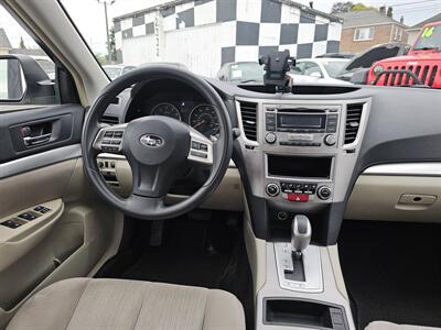 2014 Subaru Outback 2.5i   - Photo 6 - Everett, WA 98201