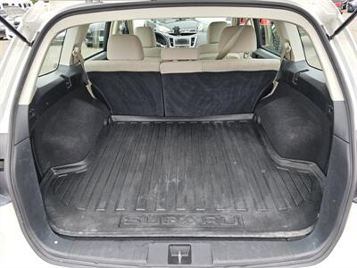 2014 Subaru Outback 2.5i   - Photo 12 - Everett, WA 98201