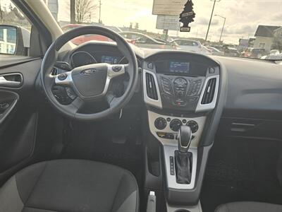 2014 Ford Focus SE   - Photo 6 - Everett, WA 98201