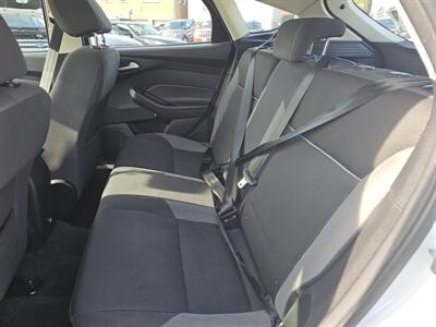 2014 Ford Focus SE   - Photo 5 - Everett, WA 98201