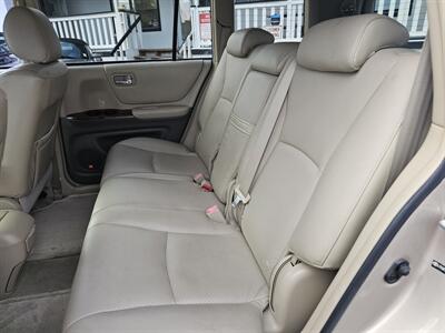 2005 Toyota Highlander Limited - Photo 5 - Everett, WA 98201