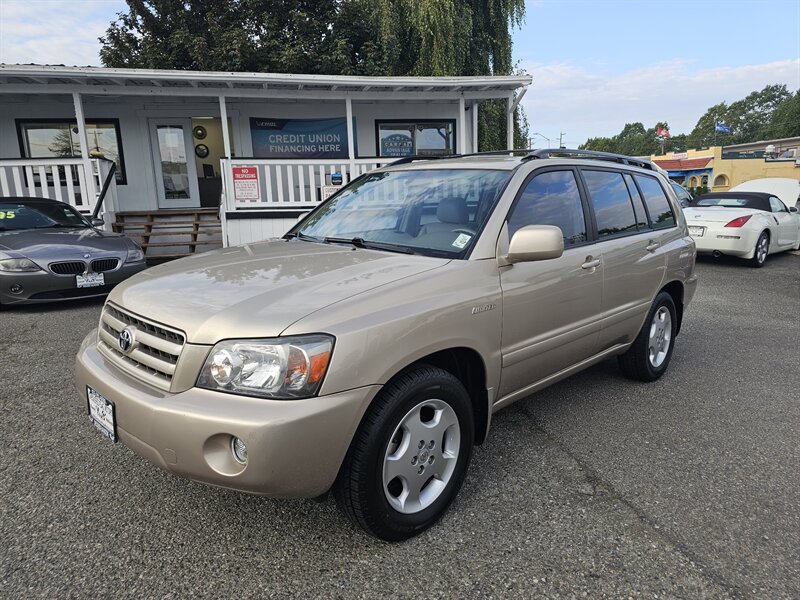 2005 Toyota Highlander Limited - Photo 3 - Everett, WA 98201