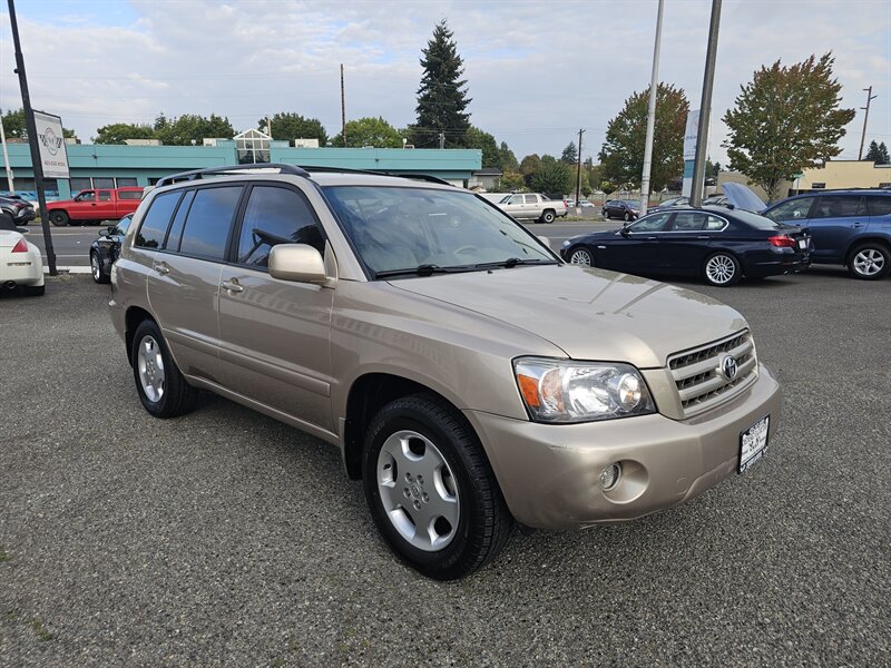 2005 Toyota Highlander Limited   - Photo 1 - Everett, WA 98201