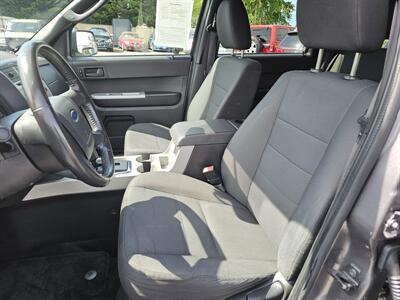 2012 Ford Escape XLT   - Photo 4 - Everett, WA 98201