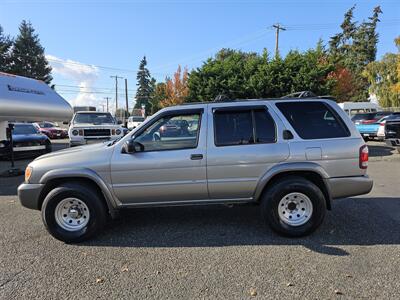 2001 Nissan Pathfinder SE   - Photo 7 - Everett, WA 98201