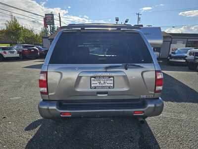 2001 Nissan Pathfinder SE   - Photo 9 - Everett, WA 98201