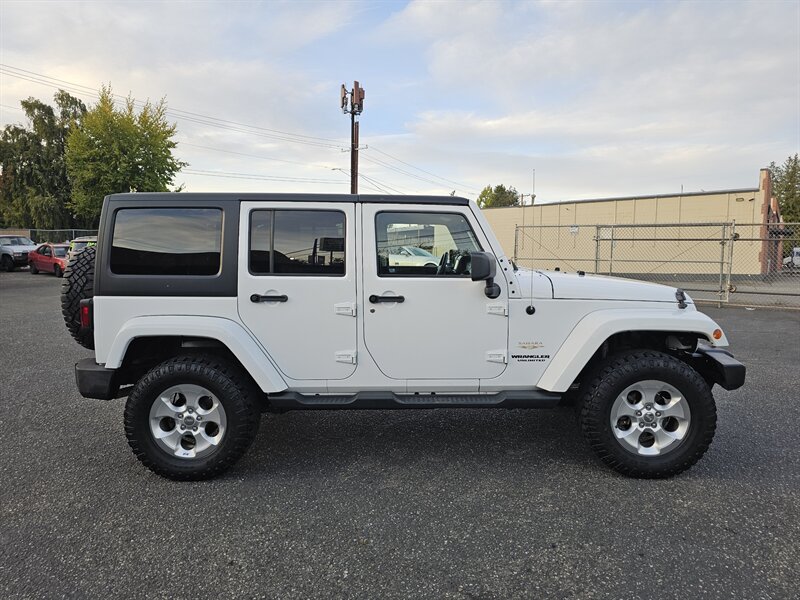 2014 Jeep Wrangler Unlimited Sahara - Photo 11 - Everett, WA 98201