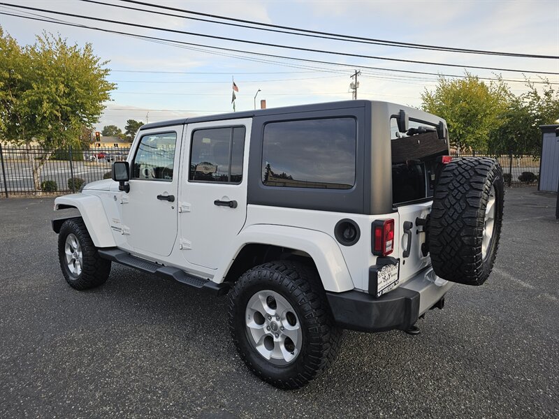 2014 Jeep Wrangler Unlimited Sahara - Photo 8 - Everett, WA 98201