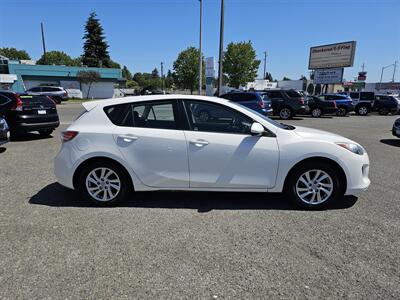 2012 MAZDA MAZDA3 i Touring   - Photo 11 - Everett, WA 98201