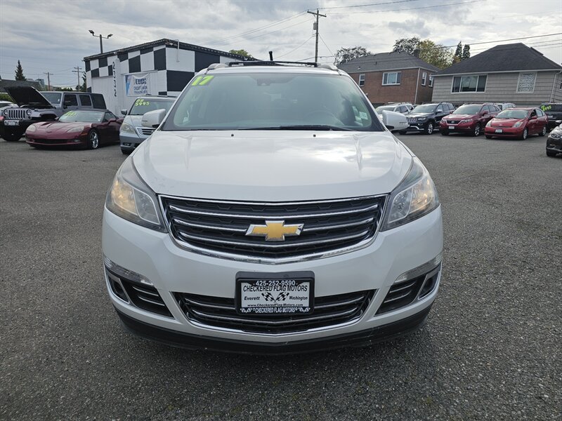 2017 Chevrolet Traverse Premier - Photo 2 - Everett, WA 98201