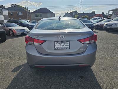 2013 Hyundai ELANTRA limited   - Photo 9 - Everett, WA 98201
