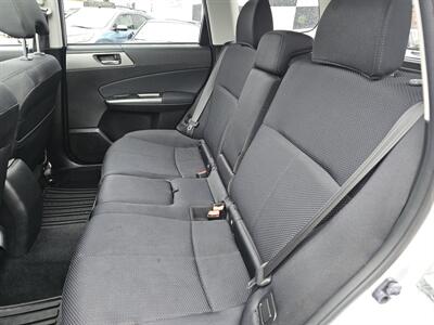 2011 Subaru Forester 2.5X Premium   - Photo 5 - Everett, WA 98201