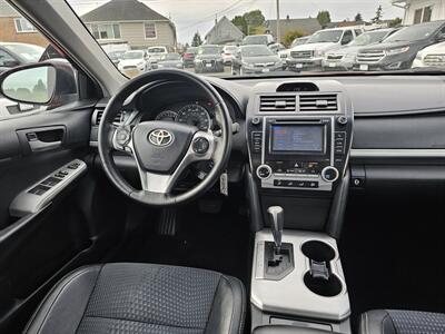 2012 Toyota Camry SE   - Photo 6 - Everett, WA 98201