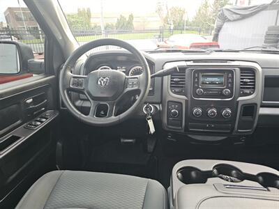 2019 RAM 1500 SXT Plus   - Photo 6 - Everett, WA 98201